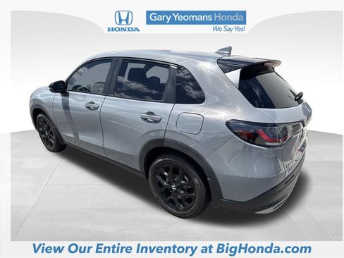 Used 2025 Honda HR-V Sport image 7