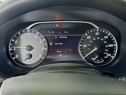 Used 2025 Nissan Frontier SV image 24