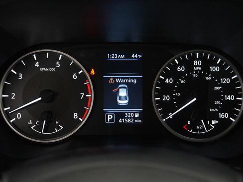 Used 2024 Nissan Sentra S image 18