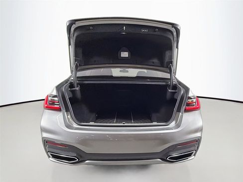 Used 2020 BMW 740i w/ M Sport Package RWD image 27