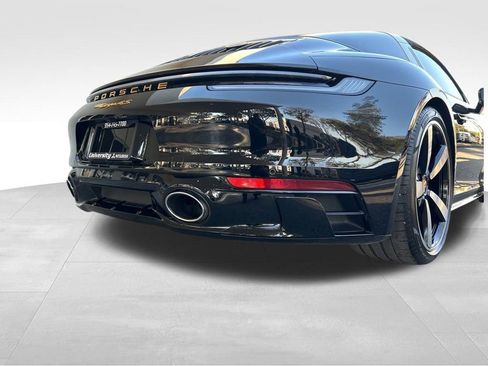 Used 2021 Porsche 911 Targa 4S Heritage Design image 25
