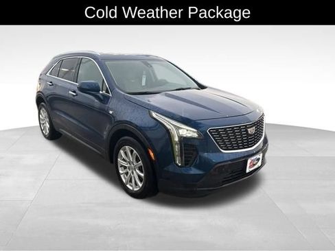 Used 2019 Cadillac XT4 Luxury w/ Cold Weather Package AWD/4WD image 4