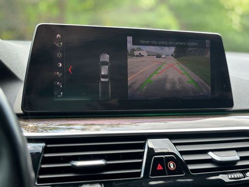 Used 2019 BMW 530i xDrive w/ Convenience Package image 29