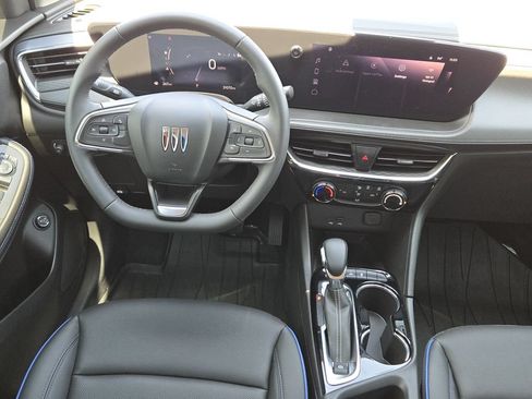 Used 2025 Buick Encore GX Sport Touring FWD image 22