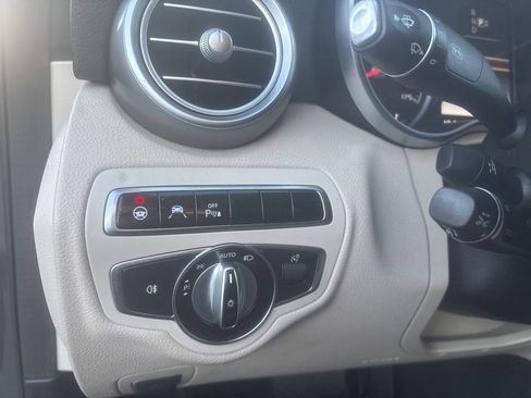 Used 2015 Mercedes-Benz C 400 4MATIC image 13