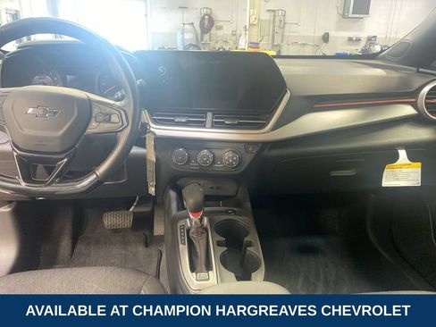 Used 2024 Chevrolet Trax RS w/ Driver Confidence Package FWD image 27