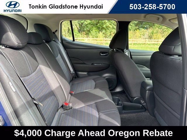 Used 2025 Nissan Leaf S FWD image 19