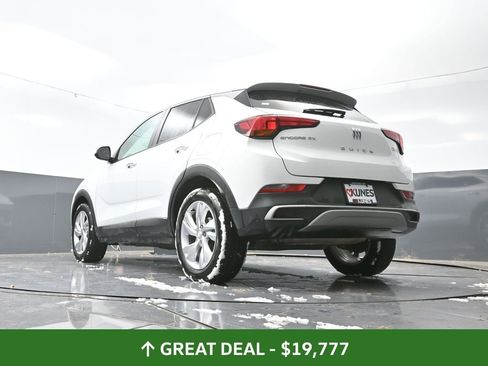 Used 2025 Buick Encore GX Preferred image 58