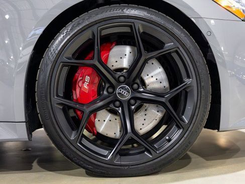 Used 2025 Audi RS 6 performance w/ Black Optic Package image 37