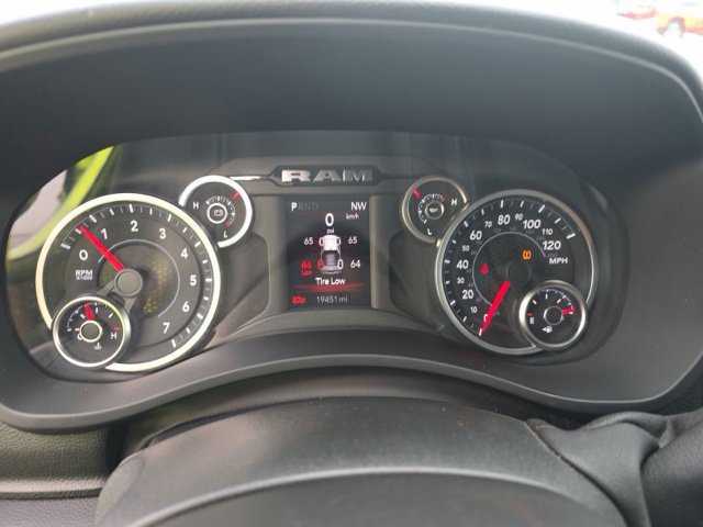Used 2026 RAM 2500 Big Horn AWD/4WD image 4