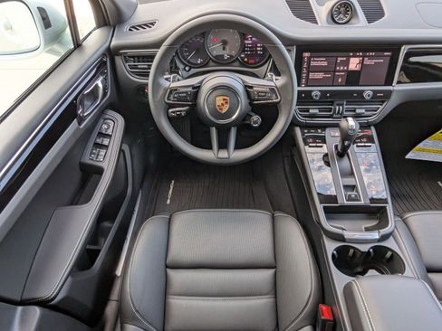 New 2026 Porsche Macan S image 15