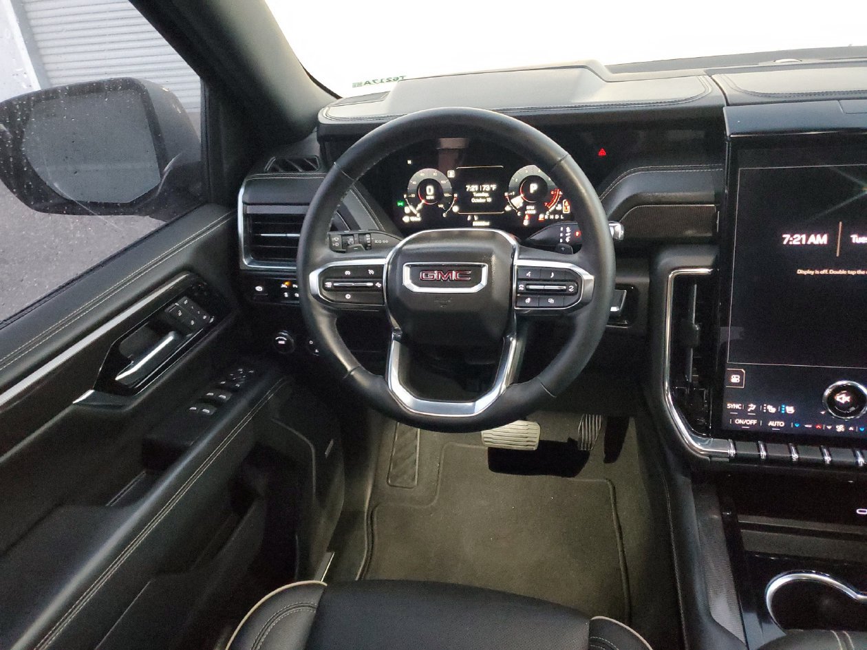 Used 2025 GMC Yukon Elevation w/ Technology Package RWD image 12
