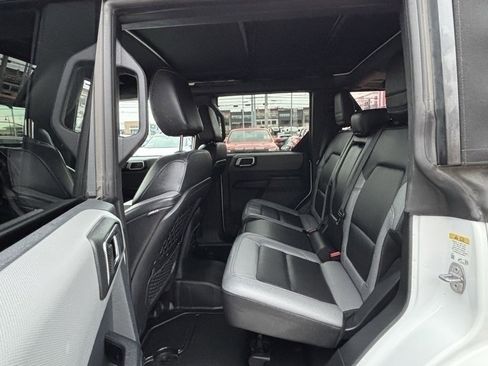 Used 2024 Ford Bronco Big Bend image 15
