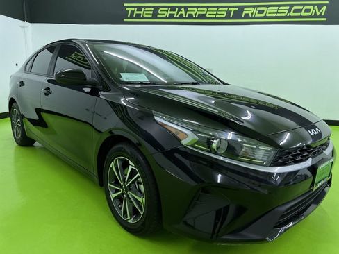Used 2024 Kia Forte LXS FWD image 2