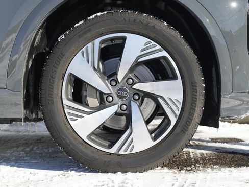 Used 2025 Audi Q6 e-tron Premium Plus w/ Premium Plus image 12