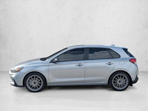 Used 2020 Hyundai Elantra GT N Line FWD image 9