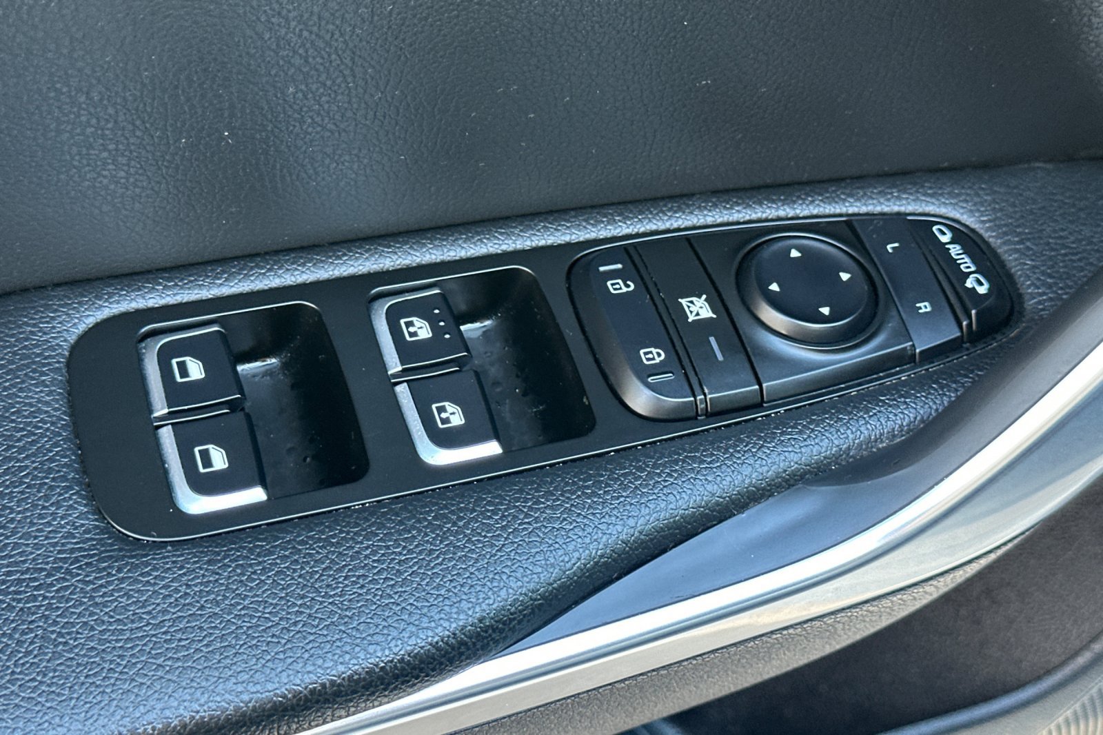 Used 2019 Kia Stinger GT RWD image 12