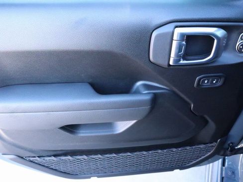 New 2026 Jeep Gladiator Willys image 15