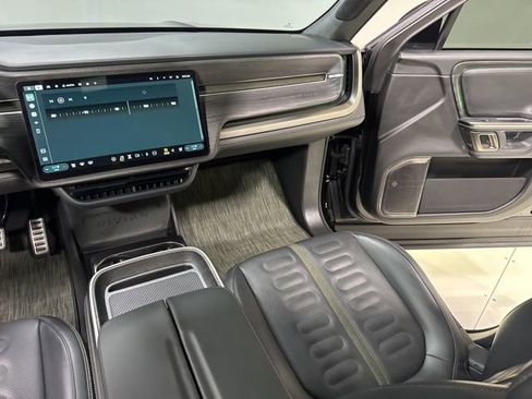 Used 2024 Rivian R1S Adventure AWD/4WD image 24