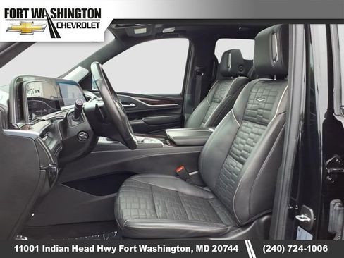 Used 2023 Cadillac Escalade Sport Platinum AWD/4WD image 6