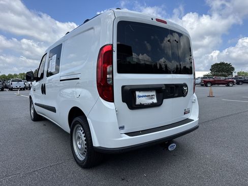 Used 2022 RAM ProMaster City Wagon FWD image 9