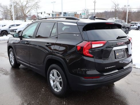 Used 2022 GMC Terrain SLE w/ Driver Convenience Package image 30