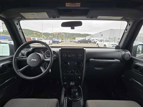 Used 2010 Jeep Wrangler Unlimited Sport w/ Trailer Tow Group AWD/4WD image 17