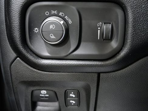 Used 2022 RAM 1500 Big Horn image 14