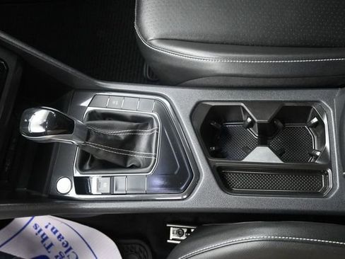 Used 2023 Volkswagen Tiguan SE FWD image 31