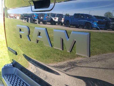 New 2026 RAM 1500 4x4 Crew Cab image 11