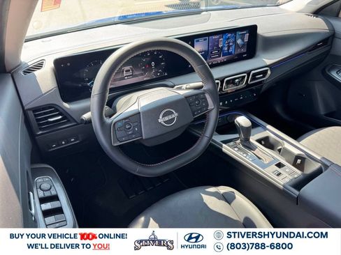Used 2026 Nissan Sentra SR w/ SR Premium Package FWD image 19