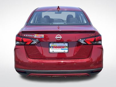 New 2025 Nissan Versa SR w/ Trunk Package