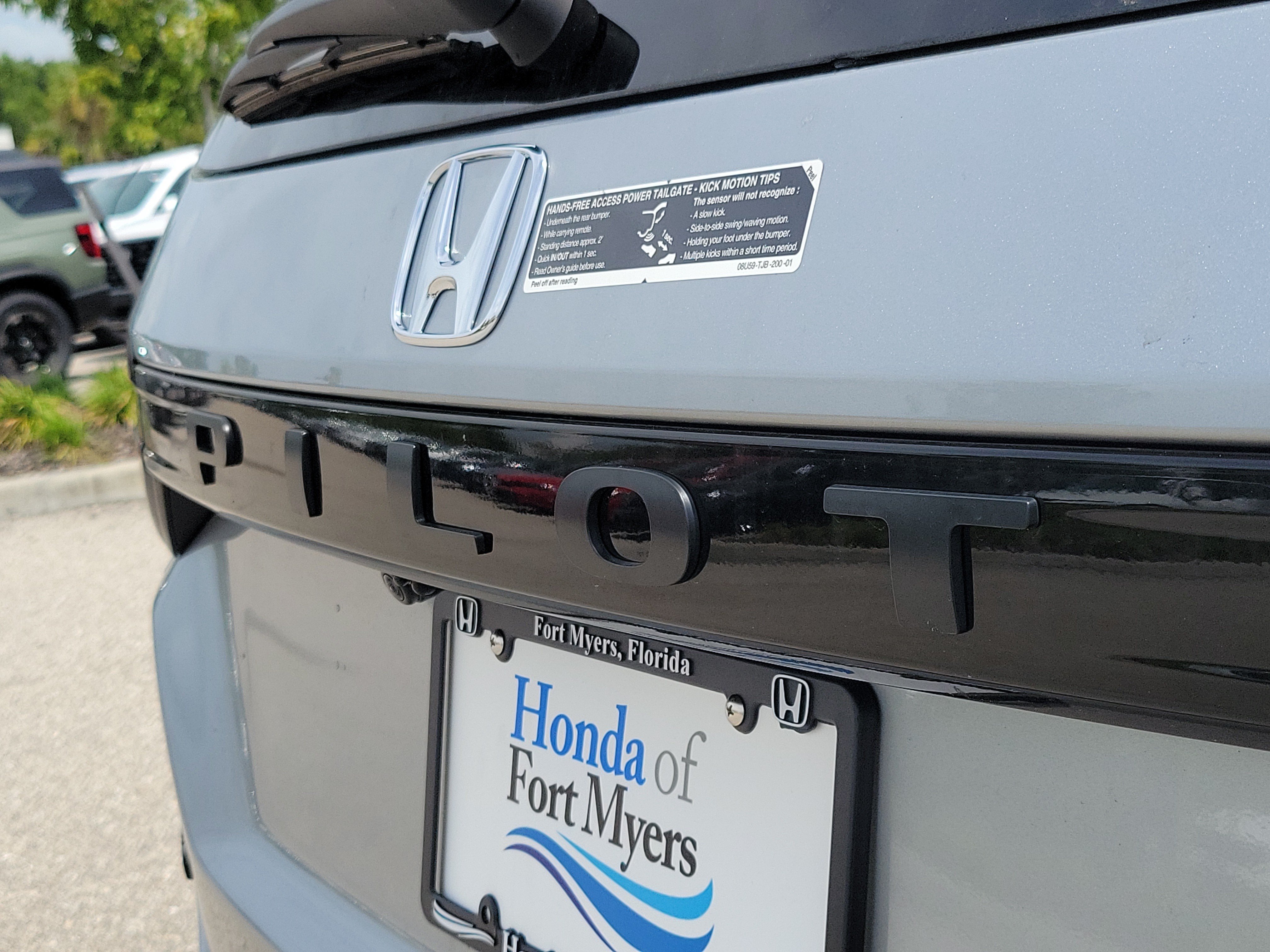 New 2026 Honda Pilot Black Edition image 8