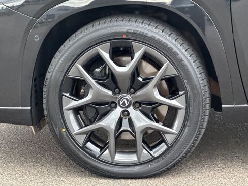 Certified 2025 Lexus TX 500h AWD image 33