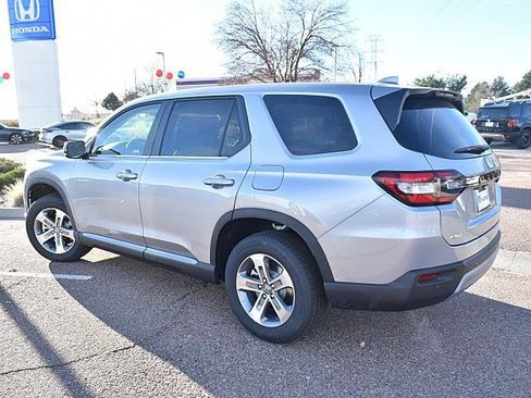 New 2025 Honda Pilot EX-L image 4