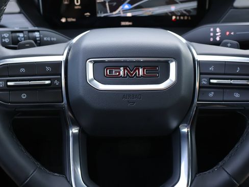 Used 2026 GMC Acadia Elevation w/ Elevation Premium Package FWD image 24