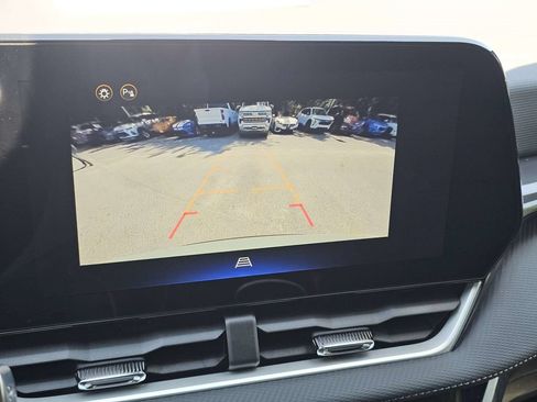 Used 2026 Chevrolet Equinox LT FWD image 21