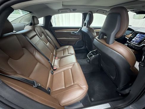 Used 2018 Volvo S90 T6 Inscription w/ Convenience Package AWD/4WD image 14