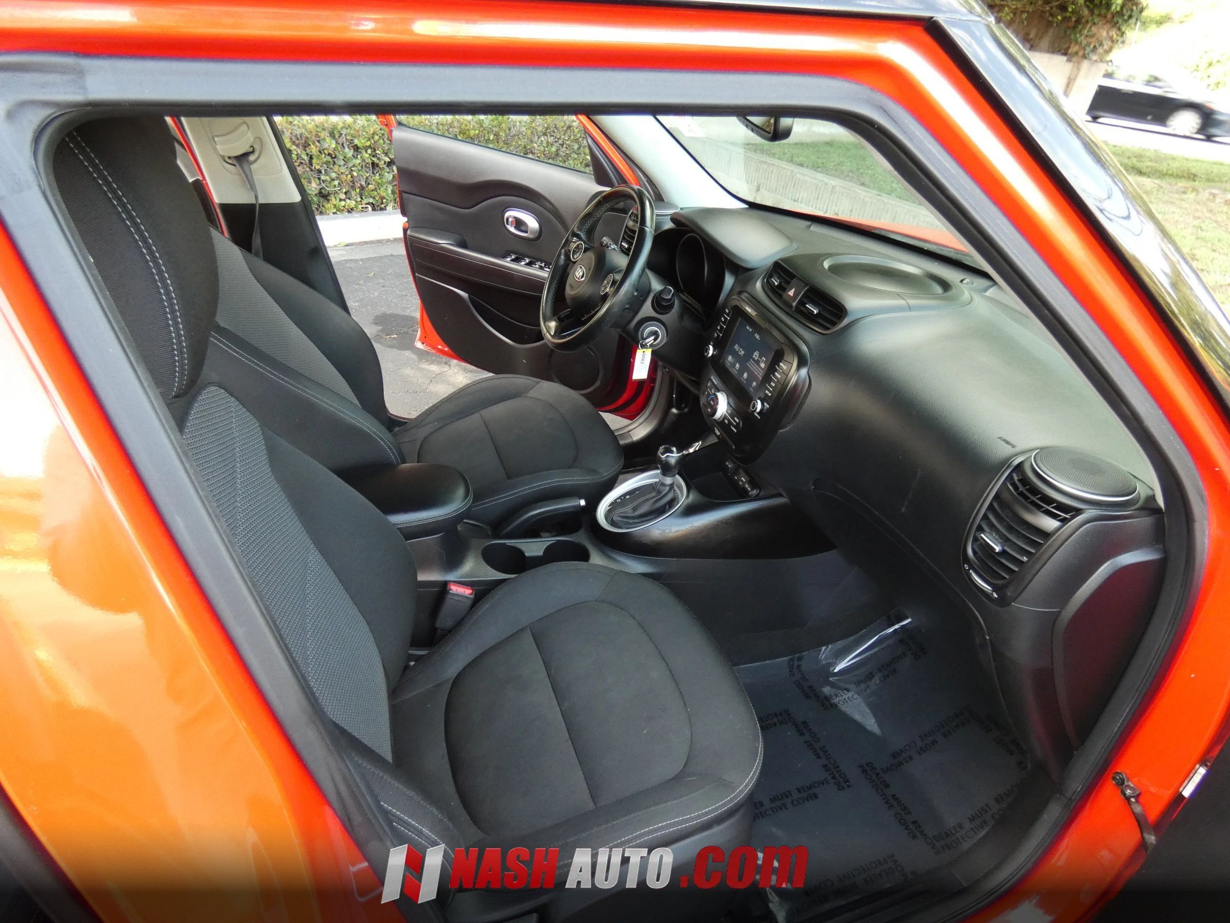 Used 2018 Kia Soul + FWD image 25