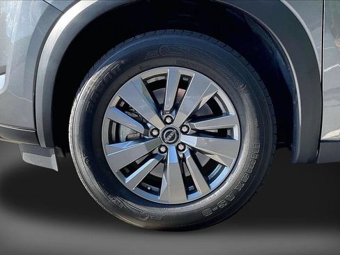 Used 2025 Nissan Pathfinder SV AWD/4WD image 33