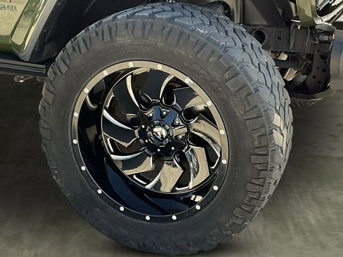 Used 2020 Jeep Wrangler Unlimited Rubicon w/ Quick Order Package 28Y Recon image 21