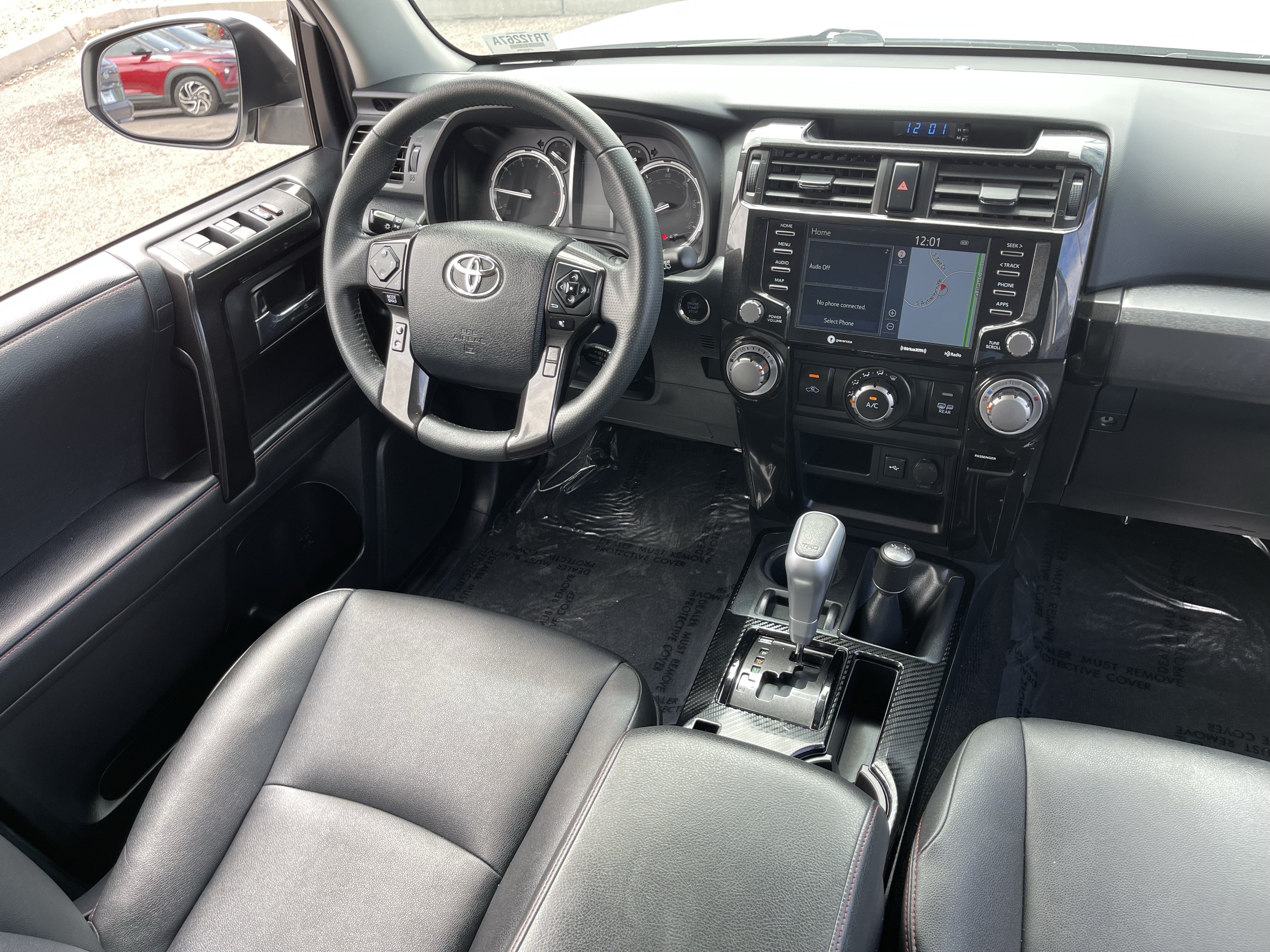 Used 2020 Toyota 4Runner TRD Off-Road Premium AWD/4WD image 13