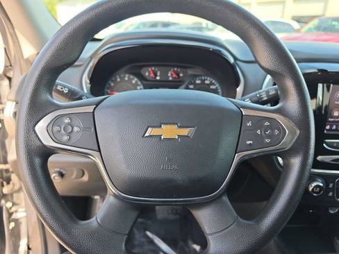 Used 2020 Chevrolet Traverse LS FWD image 19