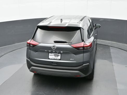 Used 2023 Nissan Rogue SV image 34