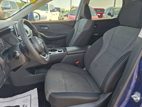 Used 2022 Nissan Rogue SV AWD/4WD image 15