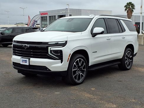 Used 2025 Chevrolet Tahoe RST w/ Comfort Package image 3