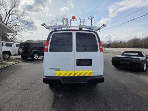 Used 2013 Chevrolet Express 2500 image 6