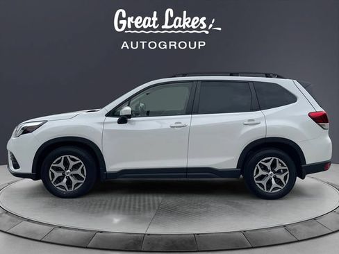 Certified 2024 Subaru Forester Premium AWD/4WD image 2