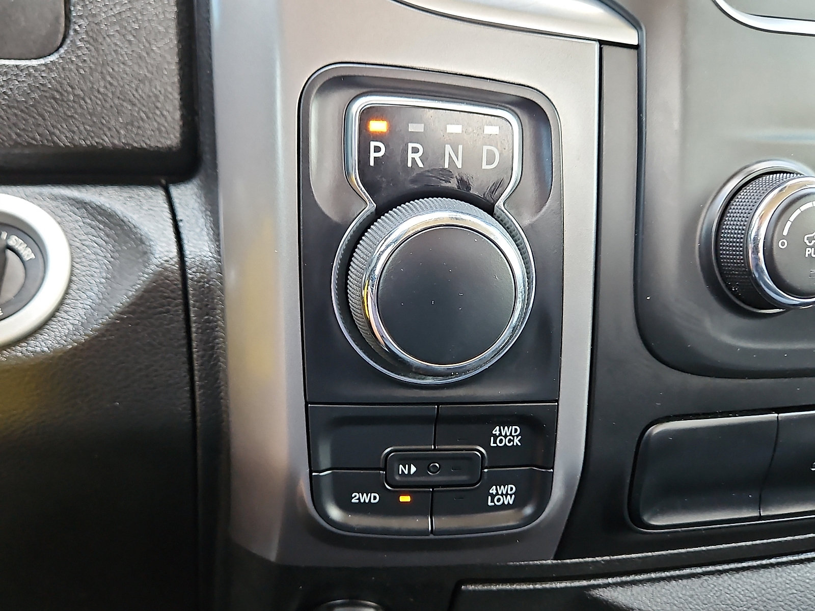 Used 2024 RAM 1500 Classic SLT AWD/4WD image 14