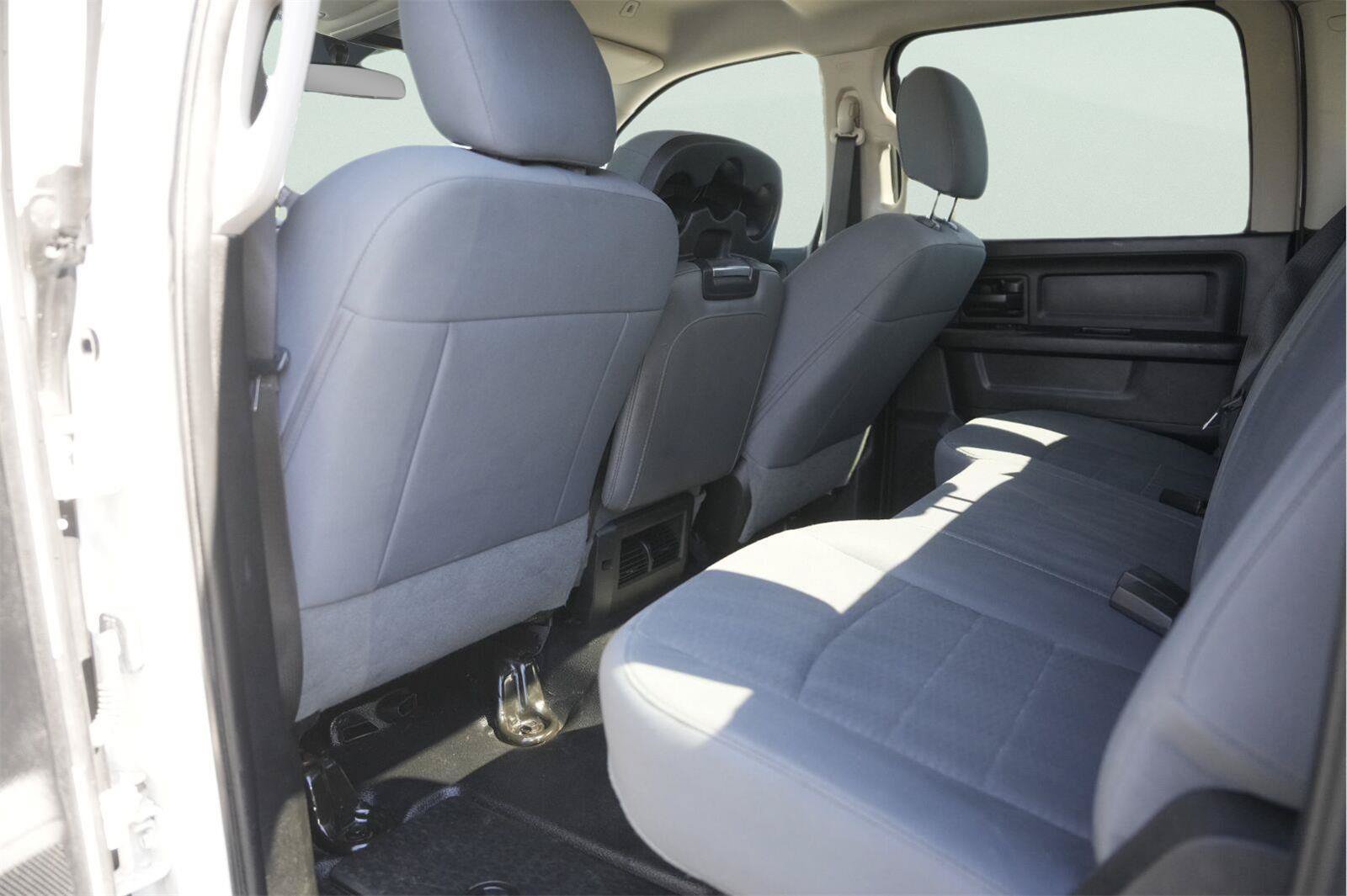 Used 2017 RAM 2500 Tradesman w/ Chrome Appearance Group AWD/4WD image 11